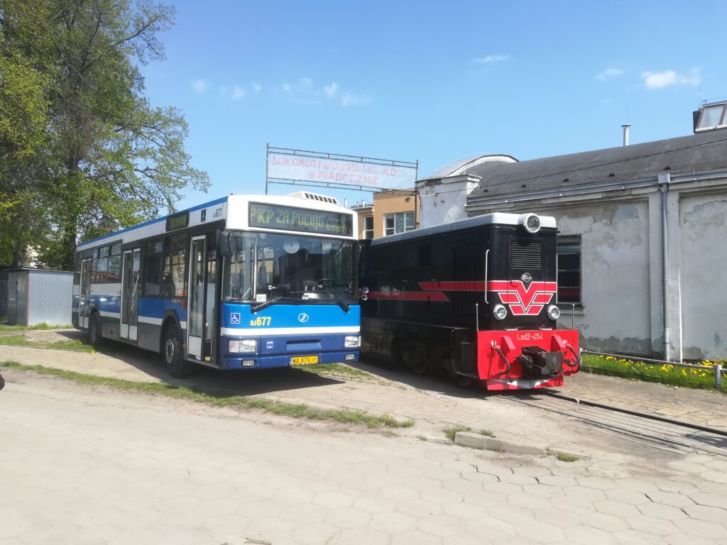Zabytkowy autobus na event Warszawa